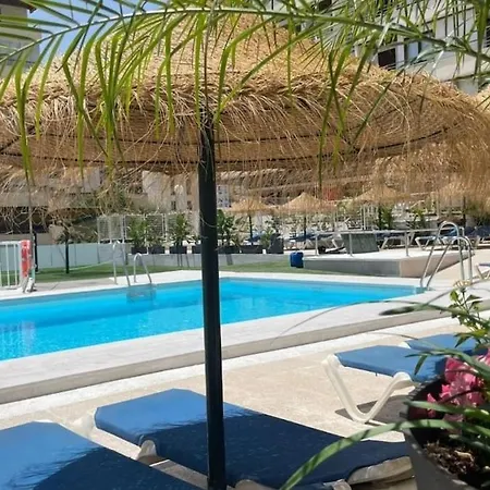 Apartament Nogalera Living Comfort Studio, In The Heart Of Near The And Train Station Seasonal Pools By Namaste Elite *