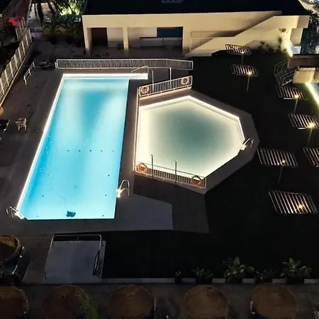 Nogalera Living Comfort Studio, In The Heart Of Near The And Train Station Seasonal Pools By Namaste Elite